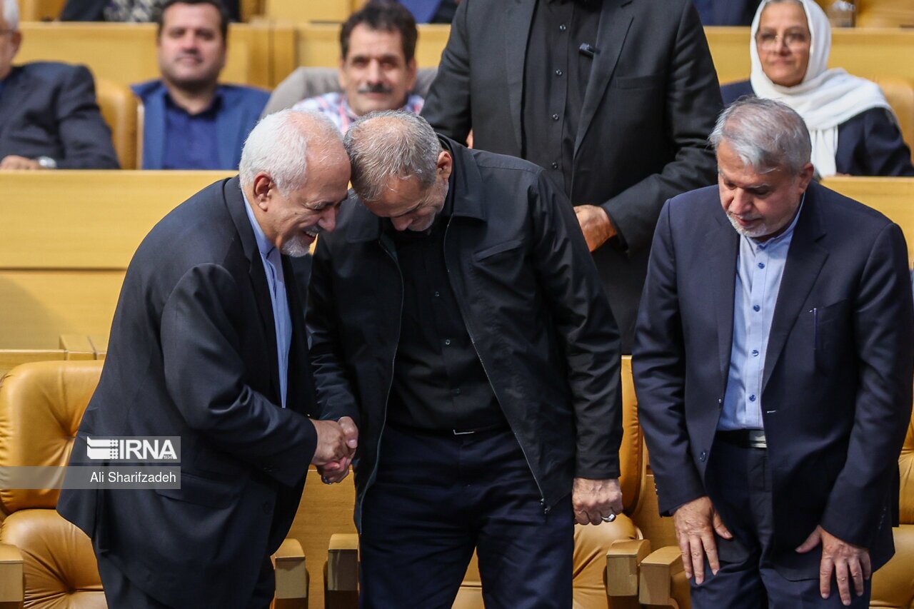 شکست پروژۀ جداسازی پزشکیان از ظریف/ ۲۰ دلیل خشم اقتدارگرایان از شورای راهبری